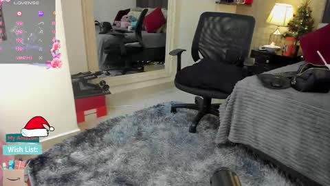 Mar y online show from 12/19/25, 02:57