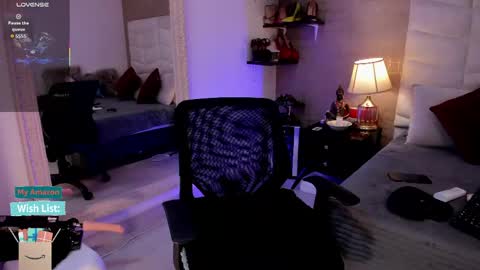 Snapshot of mariana_c chatting on 04/30/26, 02:45 Mar y online show from 04/30/26, 02:45