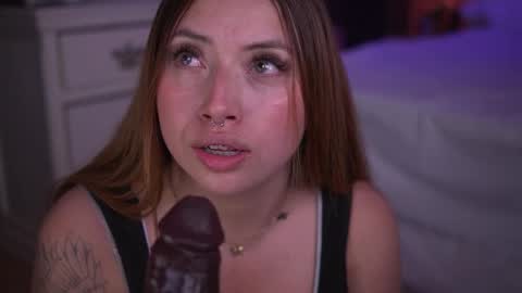 Mariana Castro online show from 10/29/25, 03:31