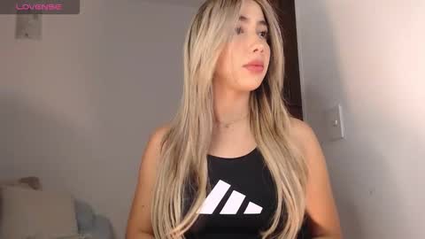 Mariana online show from 01/11/26, 02:05