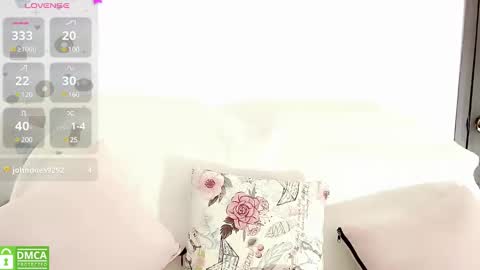 Snapshot of mariana_kato chatting on 12/18/24, 05:10 Ana online show from 12/18/24, 05:10