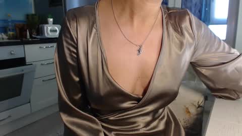 MarianaMur online show from 09/25/25, 06:39