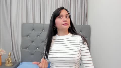 Mariana online show from 01/03/25, 02:32