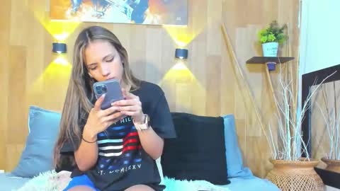 Mariana Angel online show from 03/02/26, 04:25