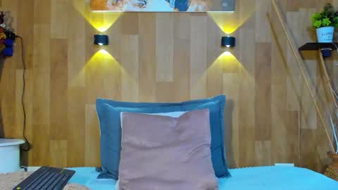 Mariana Angel online show from 04/04/26, 10:57