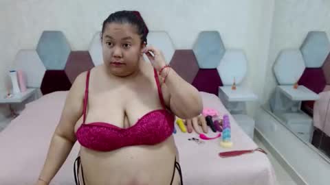 mariana online show from 03/11/26, 04:57