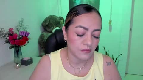 Mariana Lopez online show from 02/27/25, 12:21