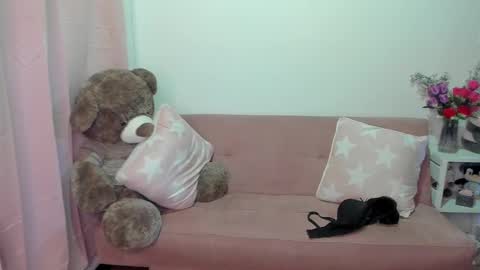 Mariana Lopez online show from 03/11/25, 06:21