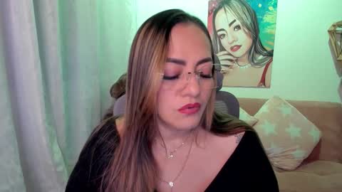 Mariana Lopez online show from 10/09/25, 12:08