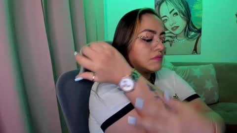 Mariana Lopez online show from 02/05/26, 01:21