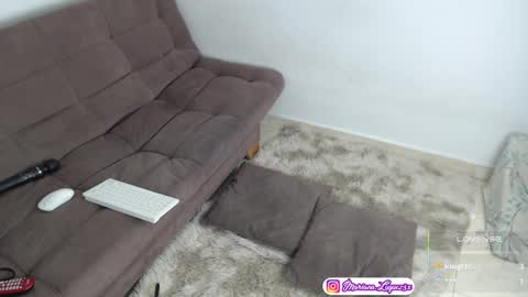 Mariana  online show from 02/18/25, 08:16