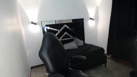 Mariana online show from 04/09/26, 05:40