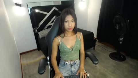 Snapshot of marianarojas_ chatting on 05/31/26, 11:39 Mariana online show from 05/31/26, 11:39
