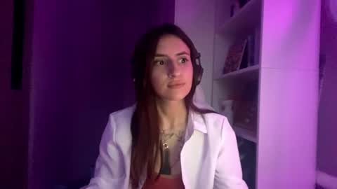 Monica online show from 06/18/26, 05:28