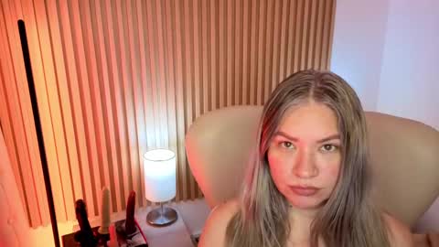 Marian Love  online show from 09/29/25, 10:53