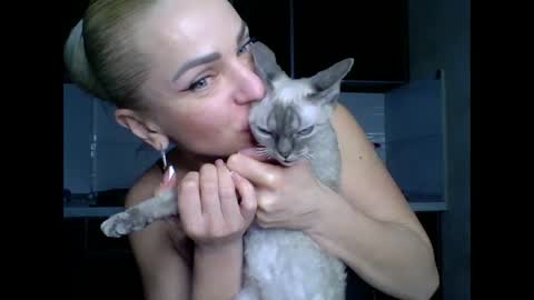 marianna1977 online show from 02/28/25, 07:56