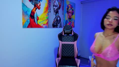 M A R I A N E online show from 02/17/26, 02:30