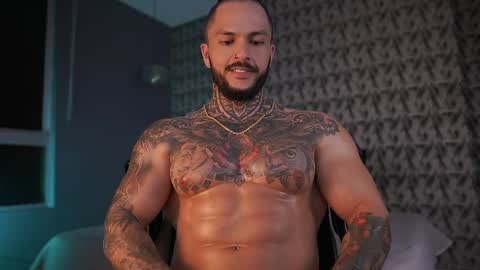 Snapshot of mariano_costa chatting on 12/30/24, 05:37 Mariano Costa online show from 12/30/24, 05:37