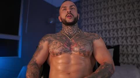 Snapshot of mariano_costa chatting on 01/06/25, 02:15 Mariano Costa online show from 01/06/25, 02:15