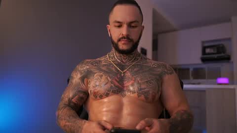 Snapshot of mariano_costa chatting on 01/28/25, 01:39 Mariano Costa online show from 01/28/25, 01:39