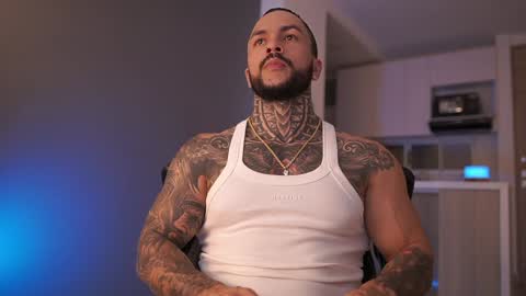 Snapshot of mariano_costa chatting on 02/01/25, 11:48 Mariano Costa online show from 02/01/25, 11:48