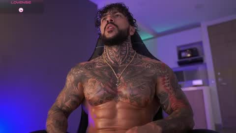 Snapshot of mariano_costa chatting on 09/25/25, 01:31 Mariano Costa online show from 09/25/25, 01:31