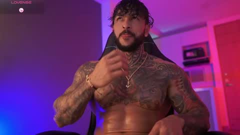 Snapshot of mariano_costa chatting on 10/04/25, 04:21 Mariano Costa online show from 10/04/25, 04:21