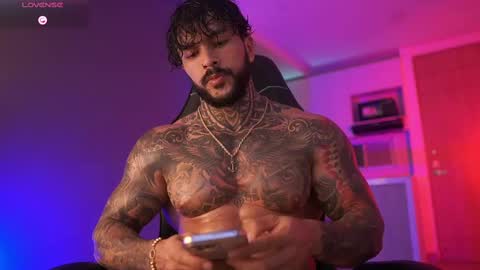 Snapshot of mariano_costa chatting on 10/20/25, 04:46 Mariano Costa online show from 10/20/25, 04:46