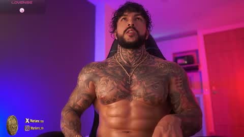 Snapshot of mariano_costa chatting on 11/24/25, 01:16 Mariano Costa online show from 11/24/25, 01:16