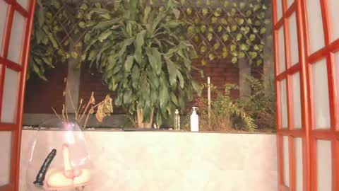 MARIAN online show from 06/05/26, 02:07