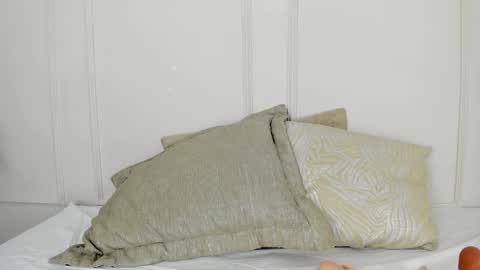 Maria Pettit online show from 01/11/25, 12:18