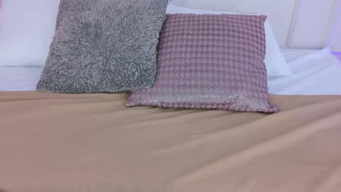 Maria Pettit online show from 09/09/25, 12:15