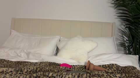 mariareev online show from 12/05/25, 12:41