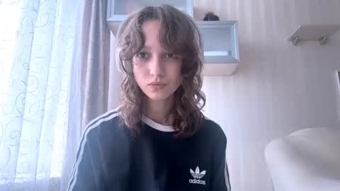 Snapshot of mariascannell chatting on 07/12/26, 08:16 Jenny online show from 07/12/26, 08:16