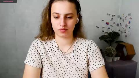 Snapshot of mariatess_ chatting on 05/14/26, 10:22 Mariia online show from 05/14/26, 10:22
