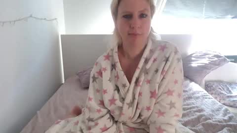 Maria online show from 03/15/26, 09:26