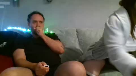 Snapshot of mariavonschnee chatting on 12/08/24, 03:02 Maria Von Schnee online show from 12/08/24, 03:02