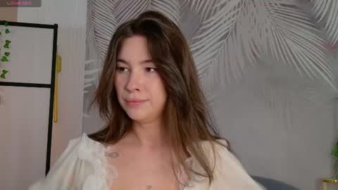 Marie LEAVE YOUR  WITH ME online show from 06/10/26, 05:28