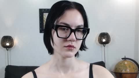 Marie Fitch online show from 11/22/25, 03:38