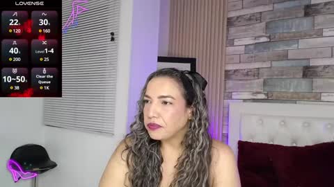 marie_hss online show from 12/18/24, 02:53