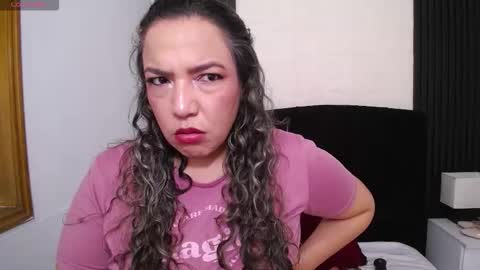 marie_hss online show from 11/20/25, 04:29