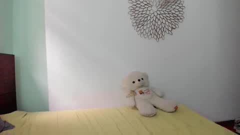 Snapshot of marie_pourtoi69 chatting on 02/14/25, 09:21 700 pm Washington time online show from 02/14/25, 09:21