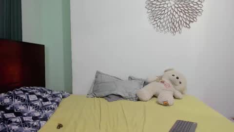 Snapshot of marie_pourtoi69 chatting on 02/20/25, 03:23 700 pm Washington time online show from 02/20/25, 03:23