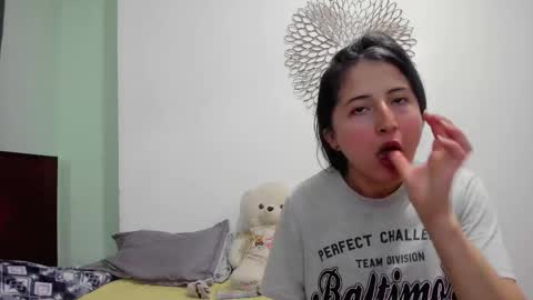 Snapshot of marie_pourtoi69 chatting on 02/20/25, 10:15 700 pm Washington time online show from 02/20/25, 10:15