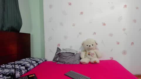 Snapshot of marie_pourtoi69 chatting on 03/06/25, 10:26 700 pm Washington time online show from 03/06/25, 10:26