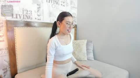 MARIE  online show from 11/24/25, 12:27