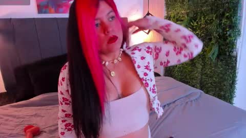 Marie online show from 03/26/26, 02:39