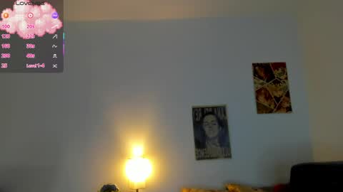 Snapshot of marieetaylor chatting on 04/26/26, 06:05 Mariee online show from 04/26/26, 06:05
