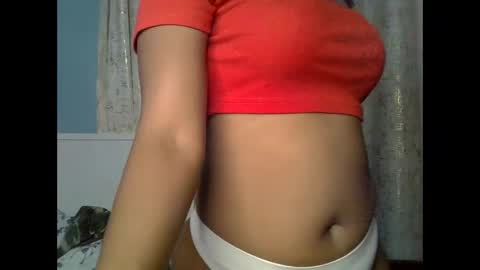 Snapshot of mariejuana_bliss chatting on 09/14/25, 05:23 mariejuana online show from 09/14/25, 05:23
