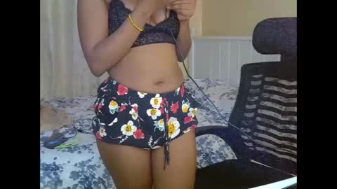 Snapshot of mariejuana_bliss chatting on 10/09/25, 11:25 mariejuana online show from 10/09/25, 11:25